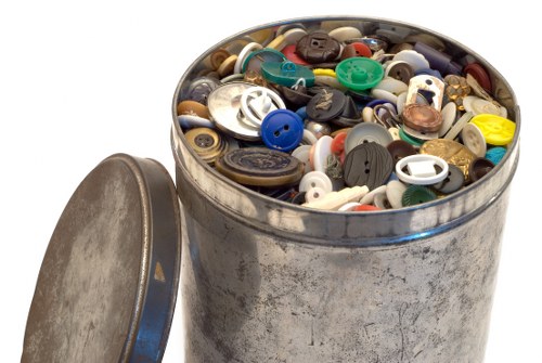 Recycling and donation process during home clearance